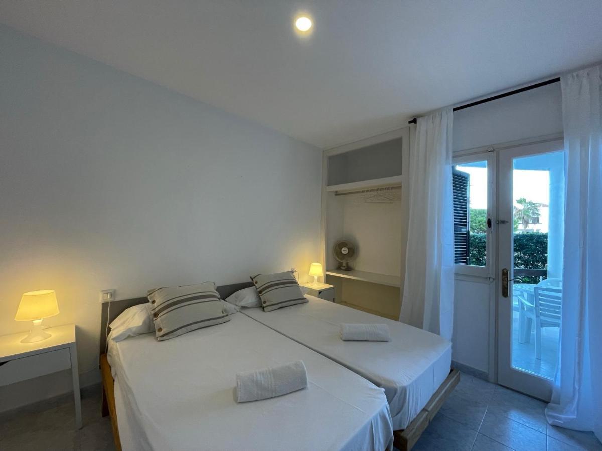Apartamentos Mar A Mar Cala en Forcat Exterior photo